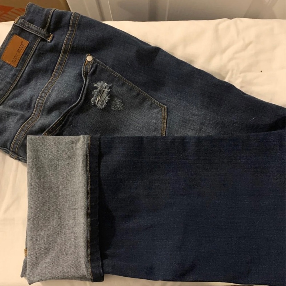 Judy Blue straight leg jeans